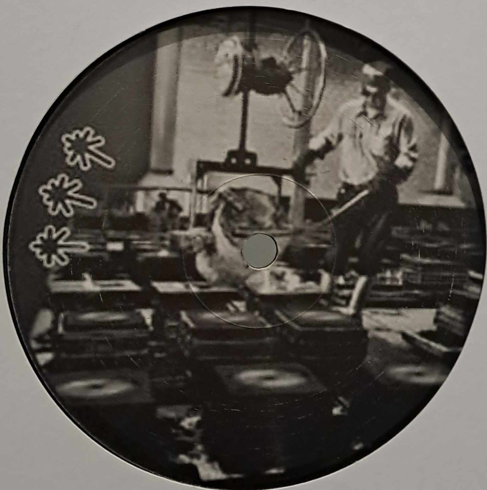 Infrabass 03 - vinyle hardcore